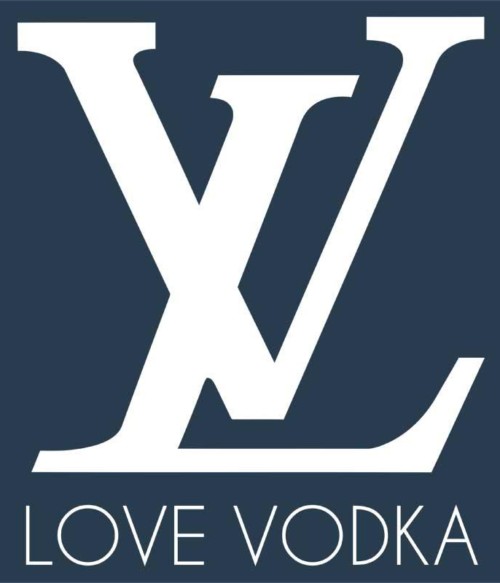 Love vodka Póló - Ha Drinks rajongó ezeket a pólókat tuti imádni fogod!